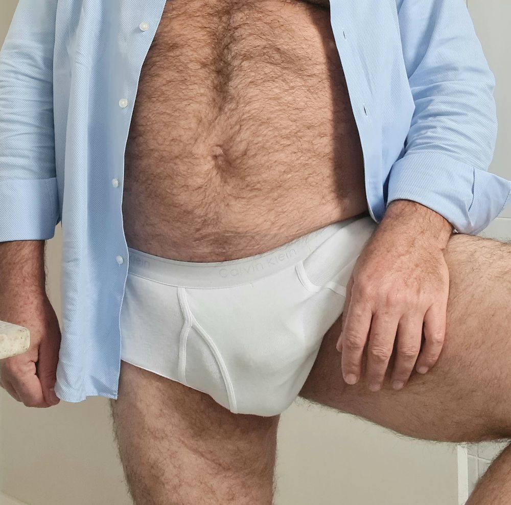 Daddy Peludo de Cueca Banca #12