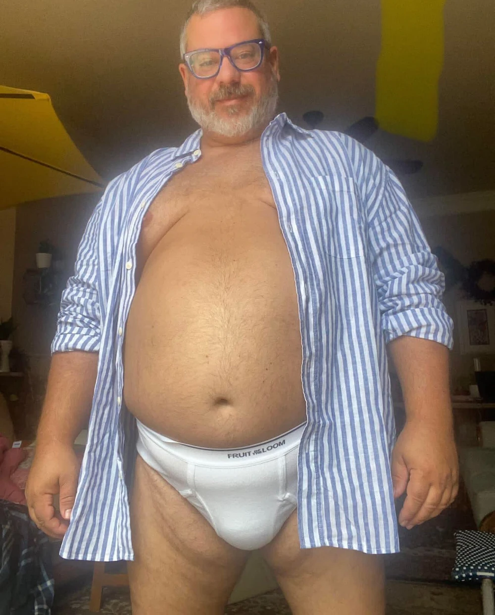 OLD STRENGTH COACH WITH FAT COCK #42