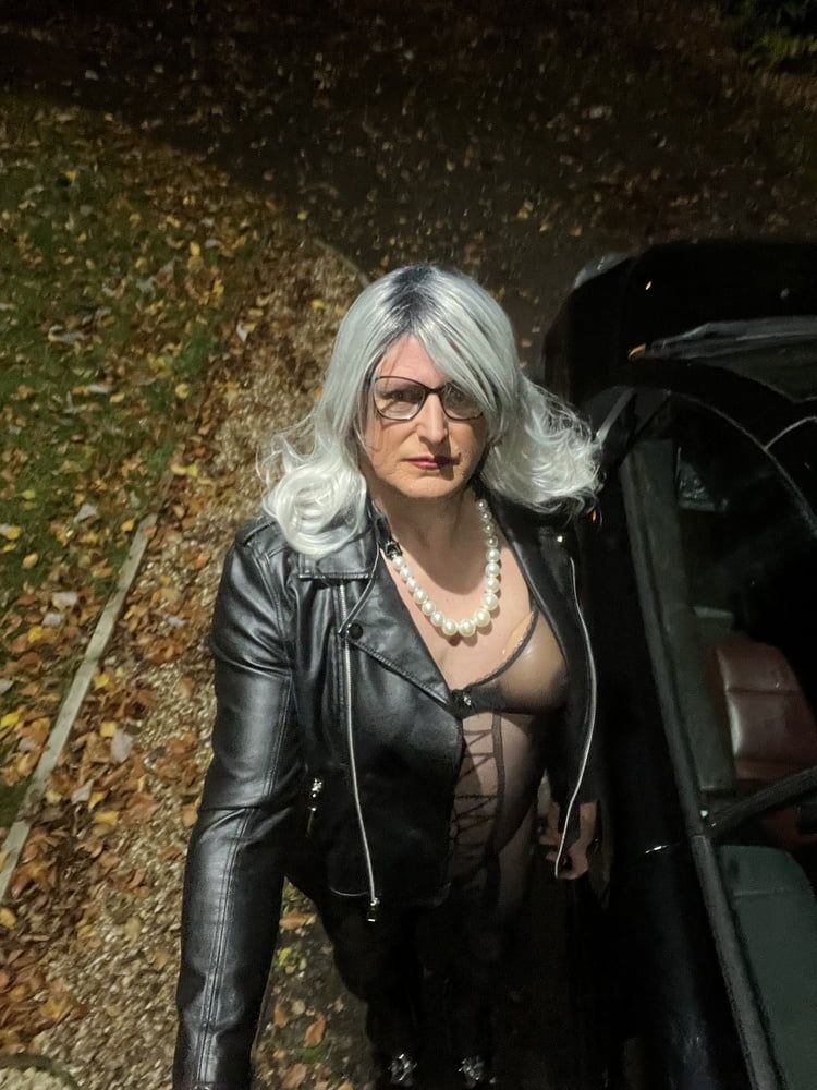 Crossdresser Kellycd masturbating in black bodysuit outdoor  #25