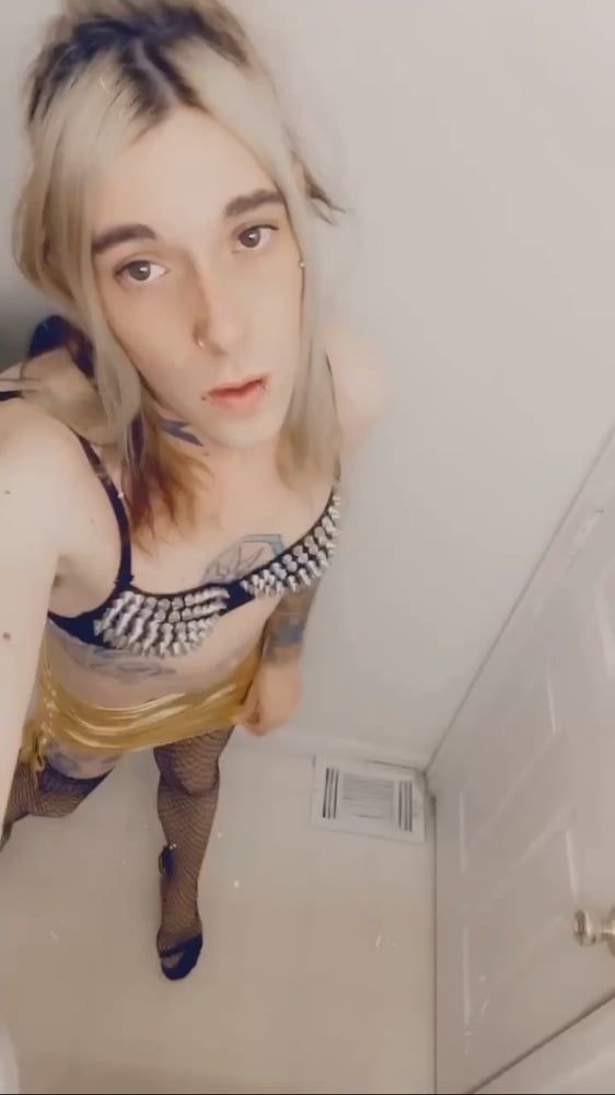 Sexy Gold Miniskirt Slut