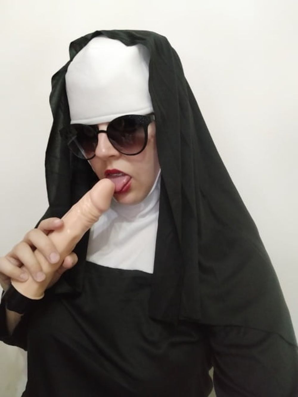 nun #12