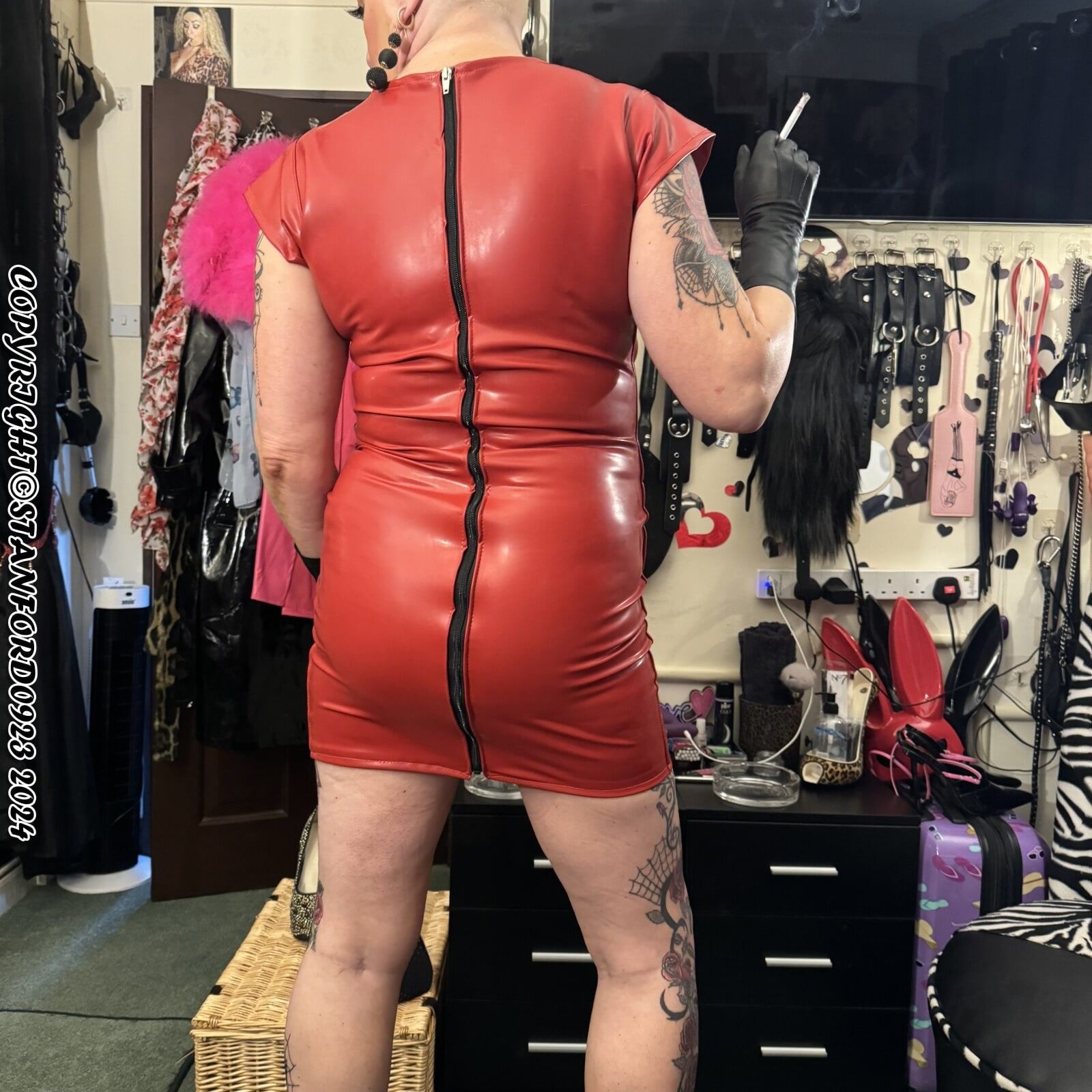 RUBBER WHORE SHIRLEY #5