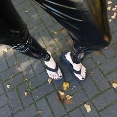 flip flops