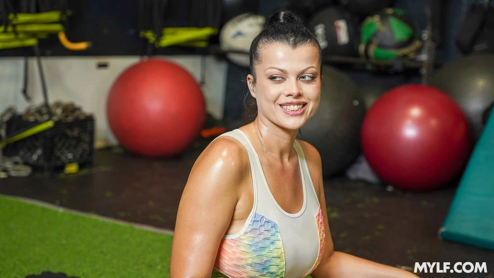 Nadia White - Next Level Workout #3