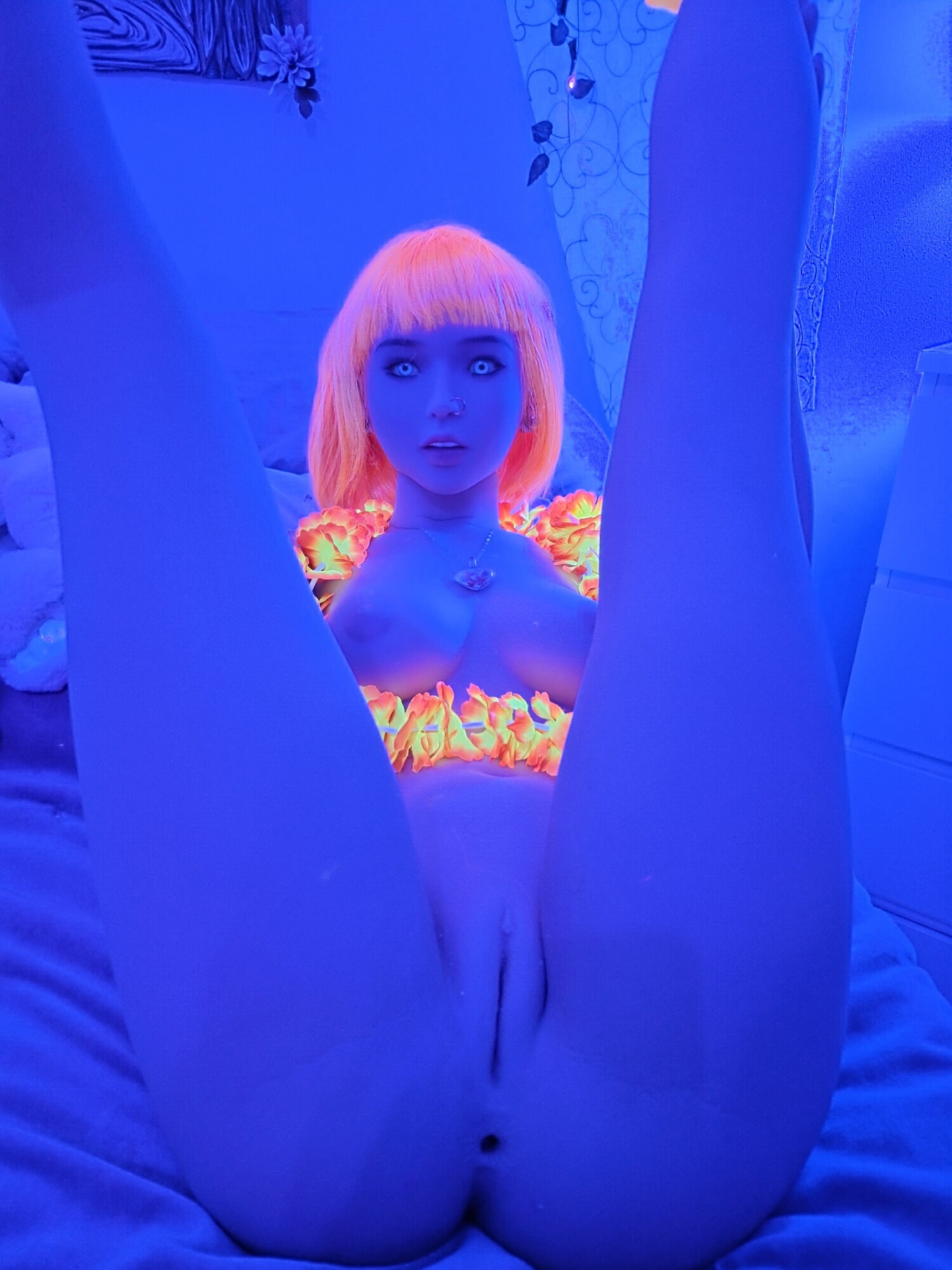 Amber's Blacklight! #45