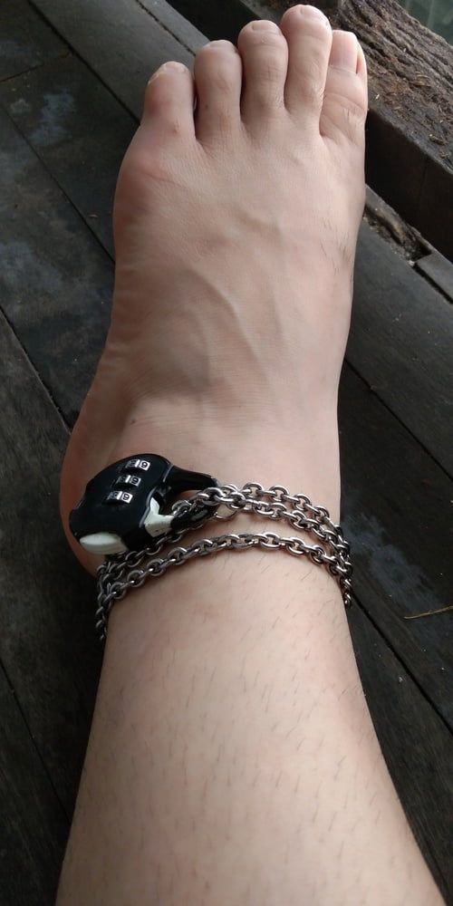 foot, key, chain #6