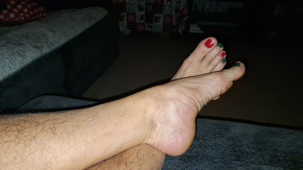 My Christmas pedicure toes #11