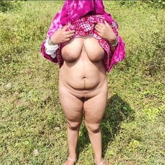 Indian bhabhi fucked outdoor 