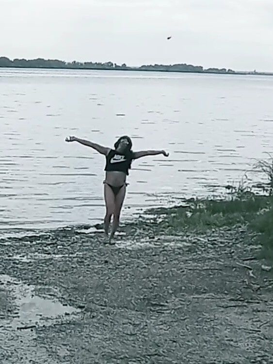 Lexiee at Columbia River  #7