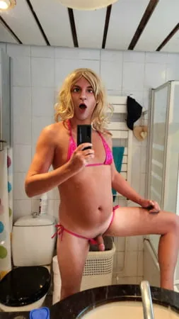 dutch sissy crossdresser tgirl barbie famkejames         