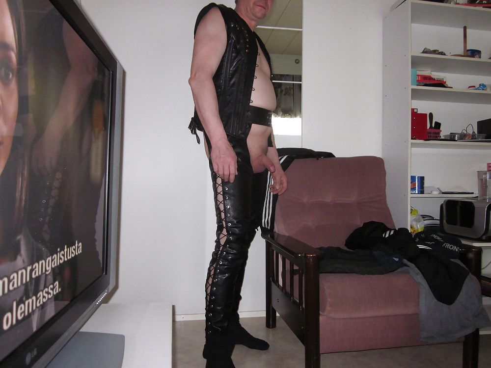 its me in leather