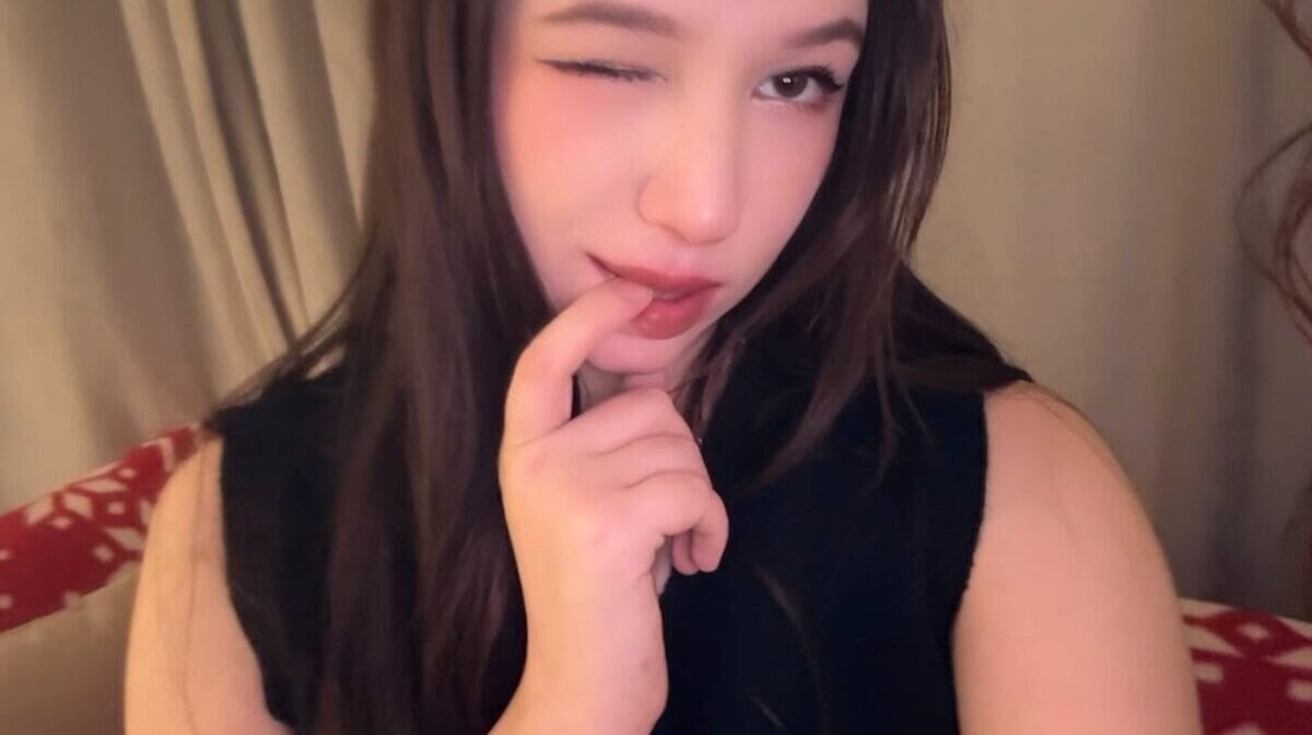 Free April 💙 Photos #28