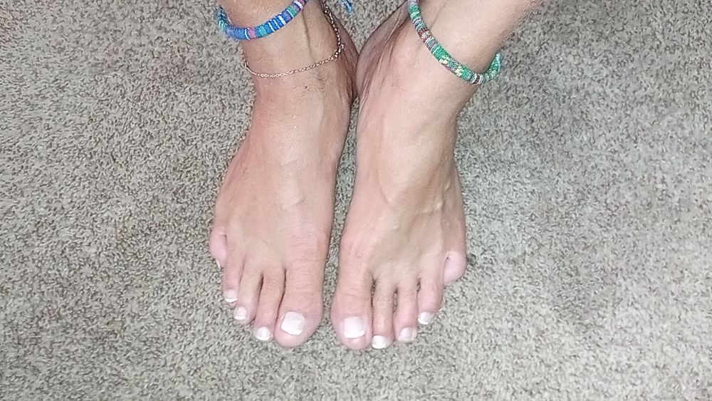 My pediured feet 