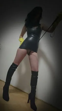 latex nicky         