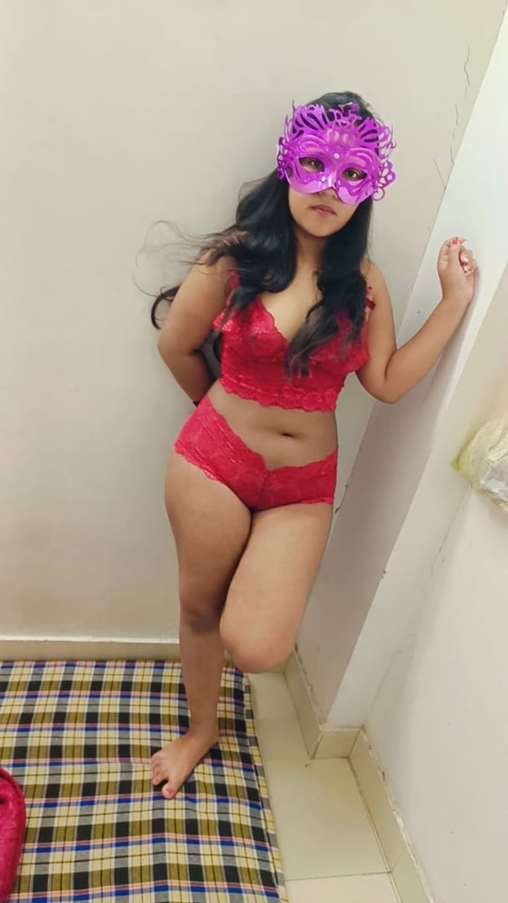 Riya hot and sexy pics galary #7