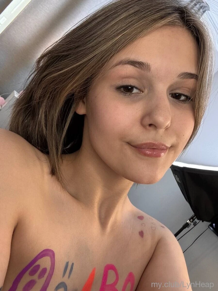 Lilly  Free Photos #5