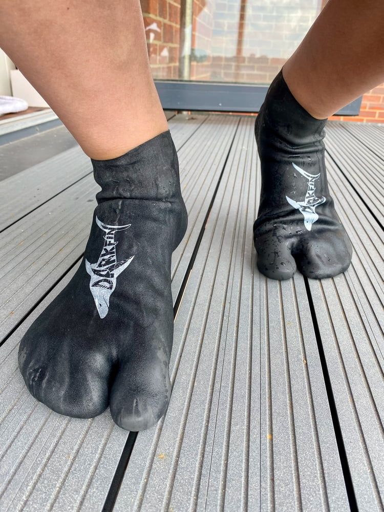 Darkfin Webbed Gloves & Boots #9