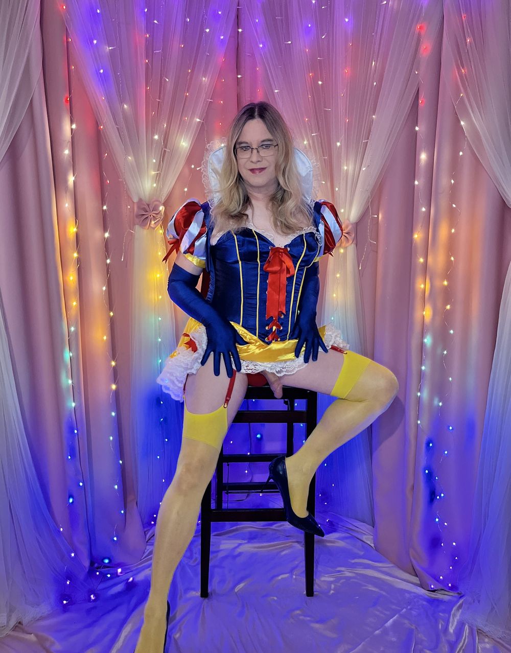 Joanie - Snow White in Blonde #34