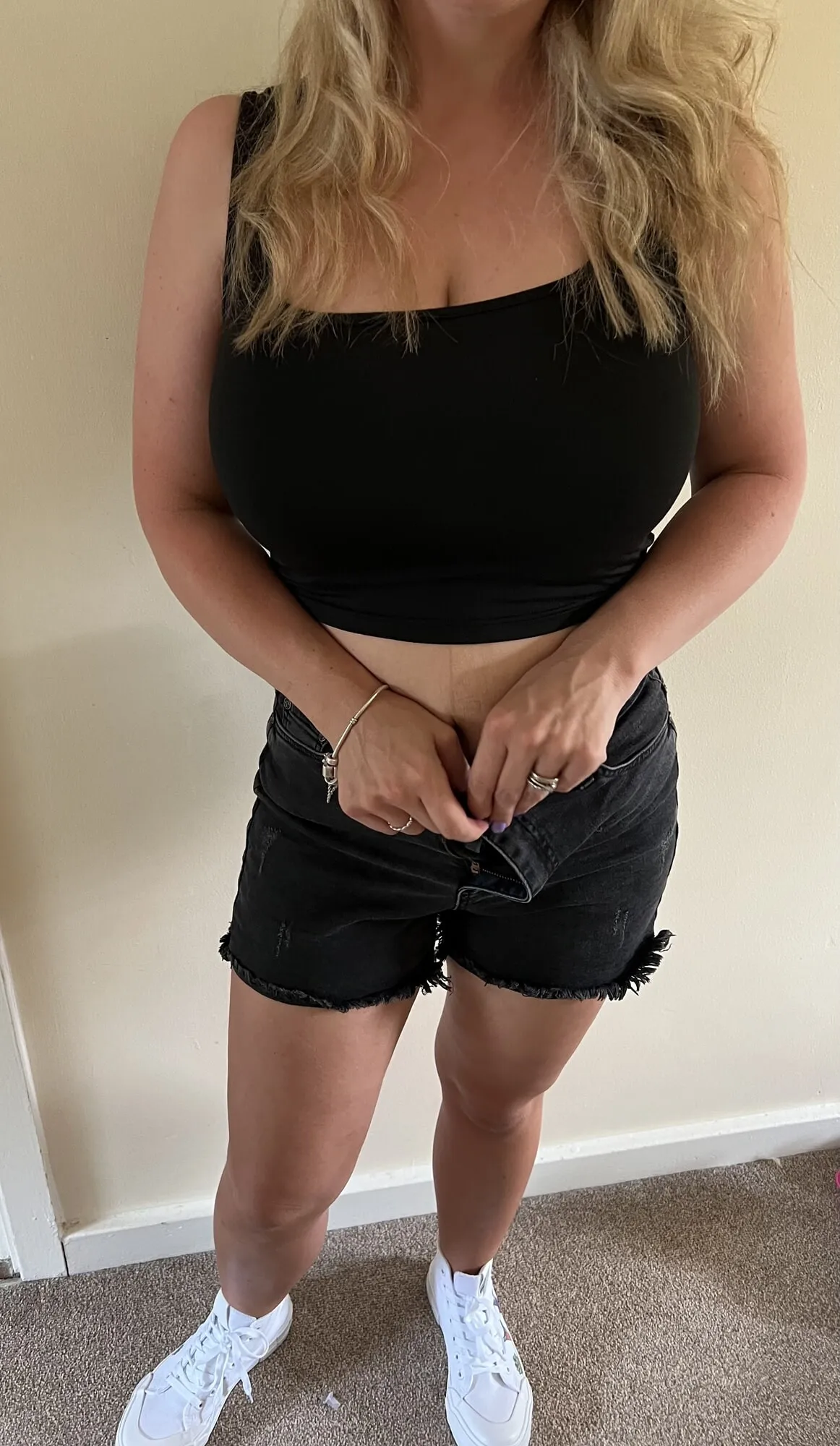 Big titted MILF in shorts and vest top #4