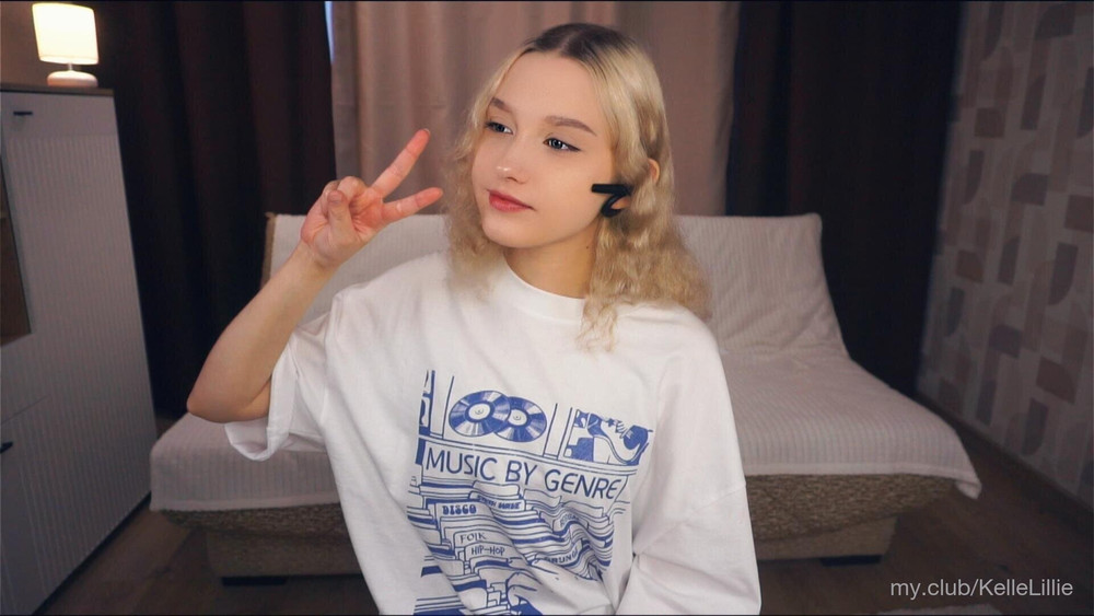Alison Free Photos #11