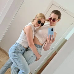 Twinsies