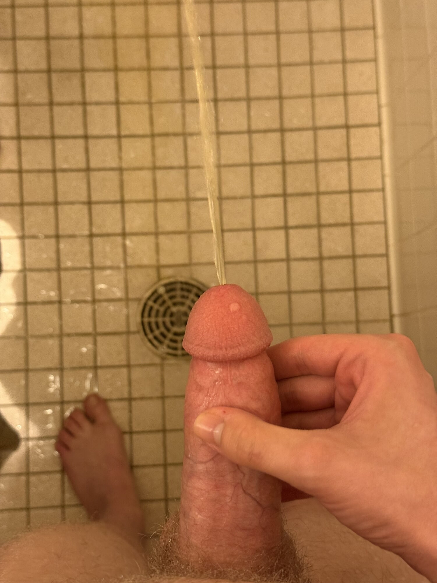 Pissing in the shower 1
