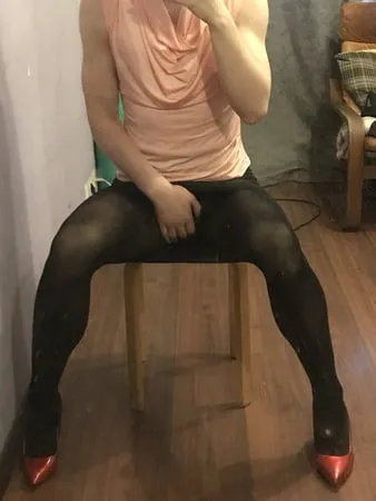 sissy secretary         