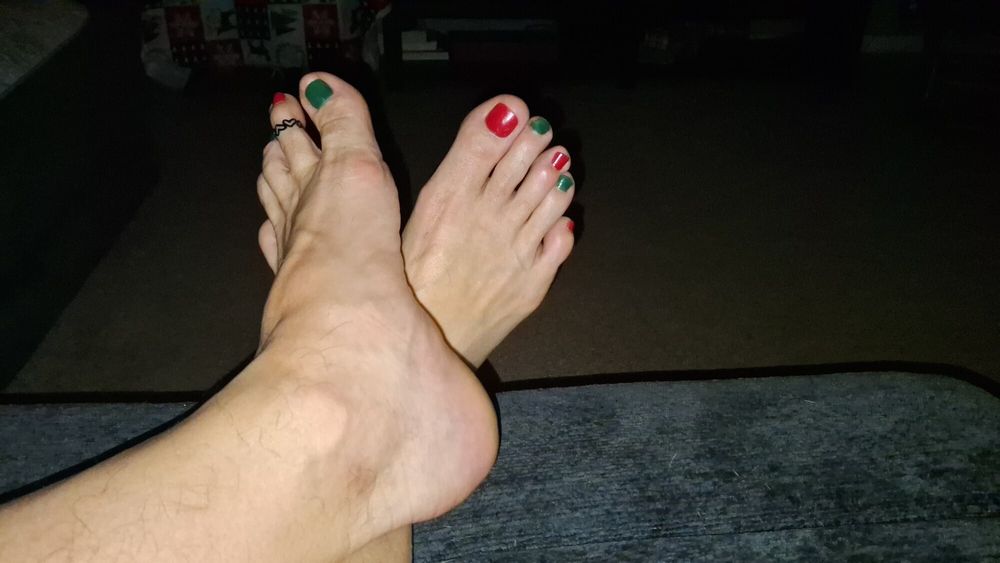 My Christmas pedicure toes #19