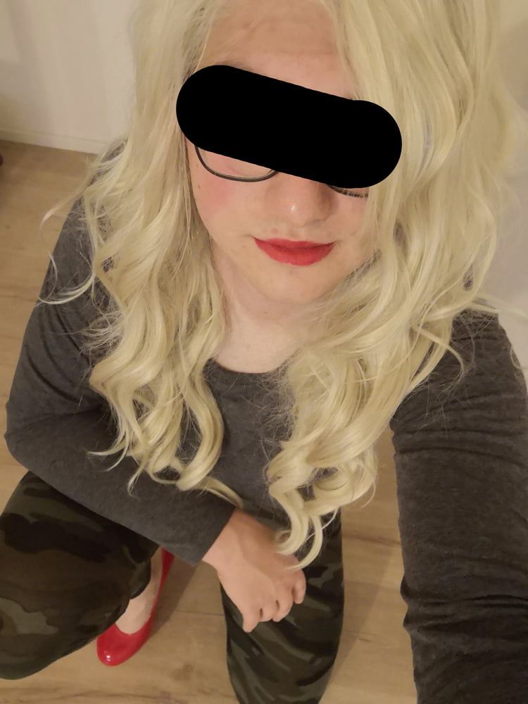 Blonde in camo leggins #3
