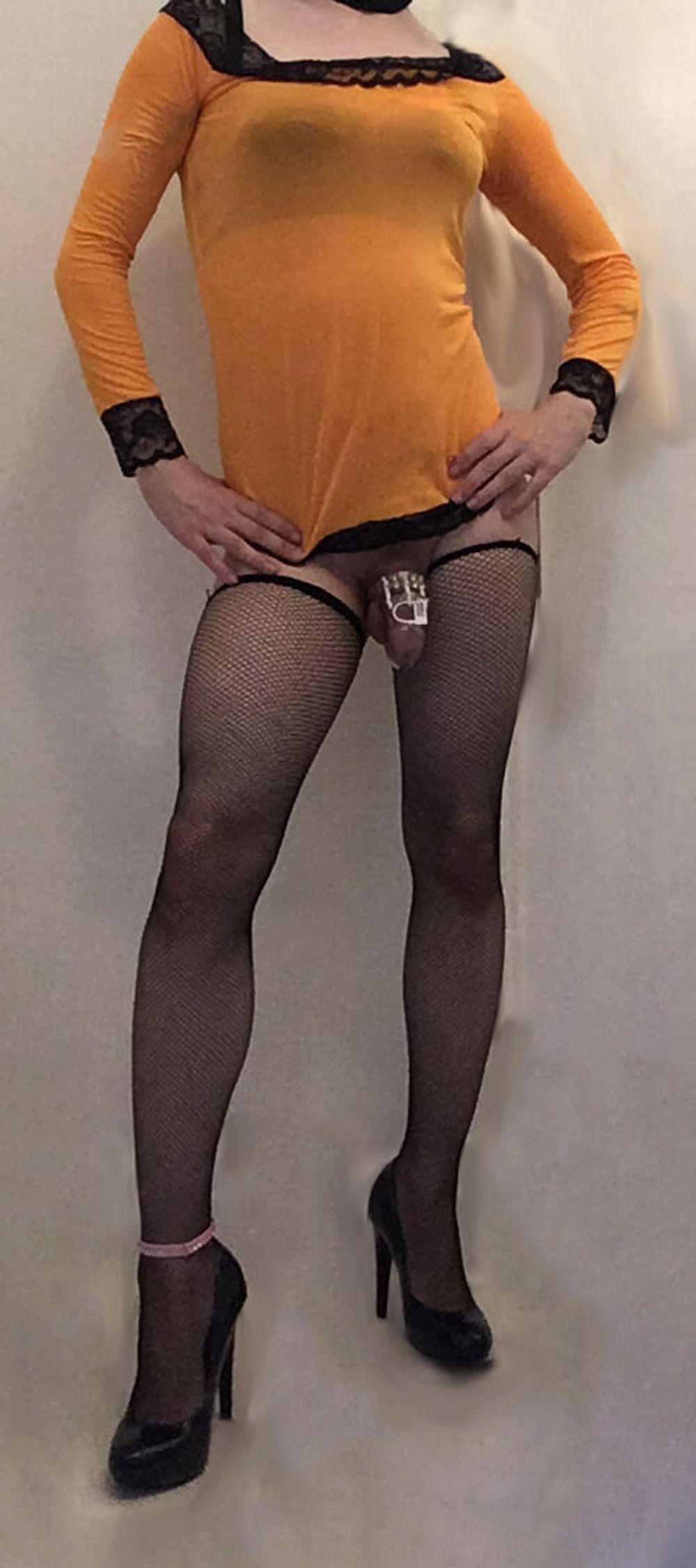 ORANGE TS SLUT #9