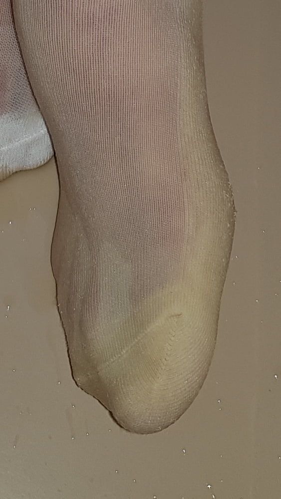 My white Socks - Pee #12