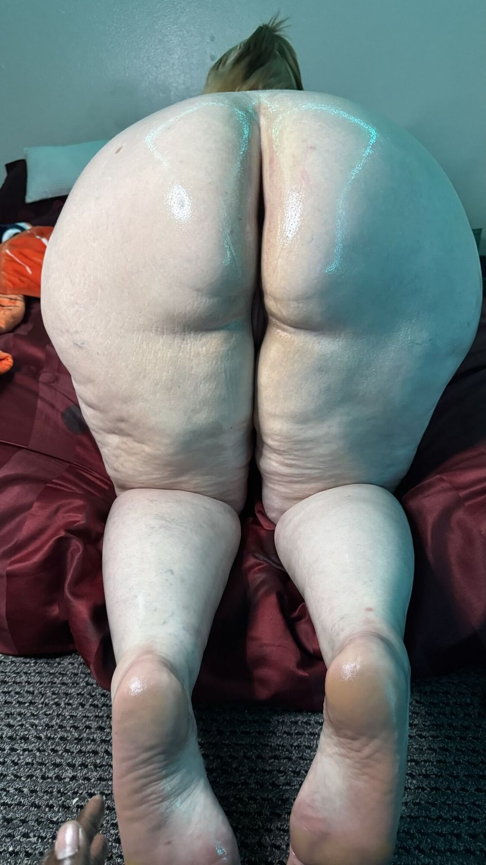 Oiled up ass, pussy and feet. #34