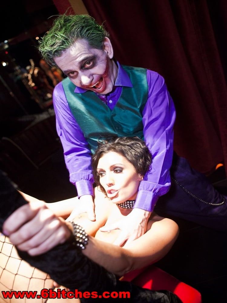 Joker and Catwoman organize big sex orgy with 2 men and 5 wo #18