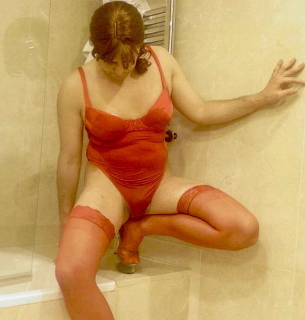 Wetting myself in my red body and stockings oops! #31