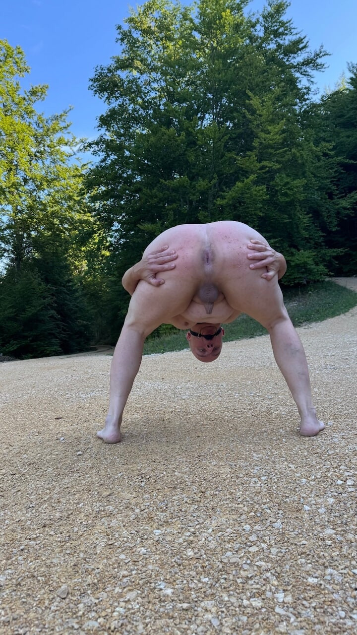Christoph Straubinger  naked in dust - pathetic dog #53