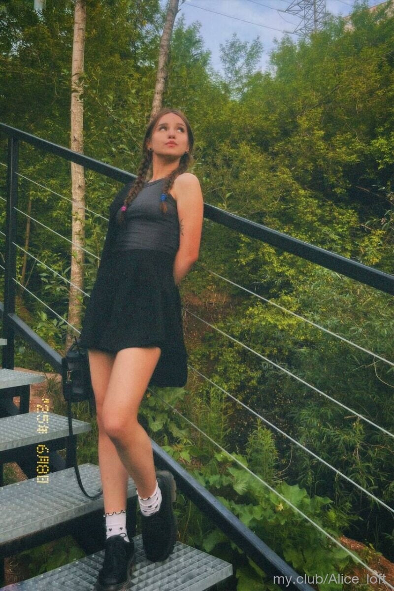 Alice Free Photos #16