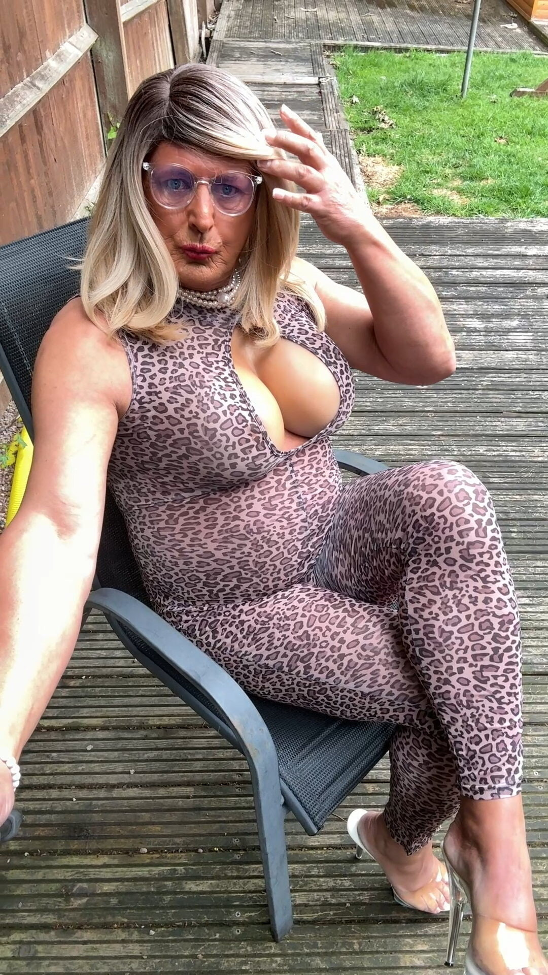 Sexy Crossdresser kellycd2022 in leopard print catsuit 