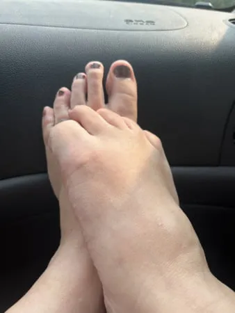 per request my feet pics         