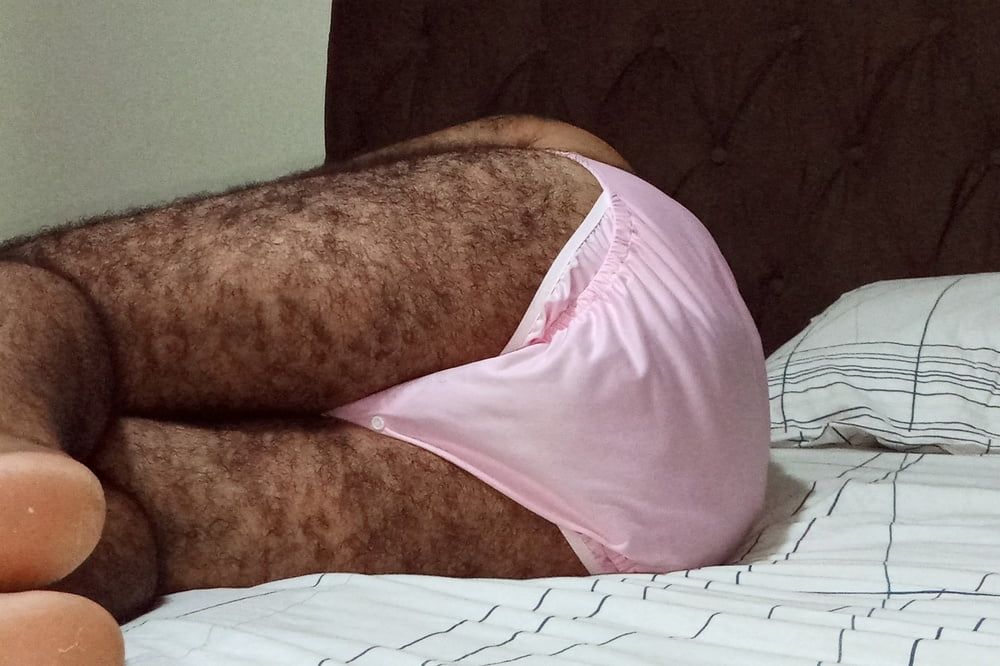 USING PINK NAPPY TO RELAX  #3