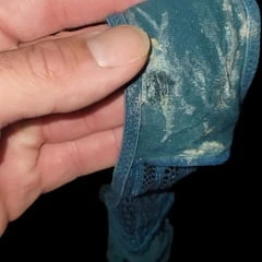 My roommate's GF dirty used panties