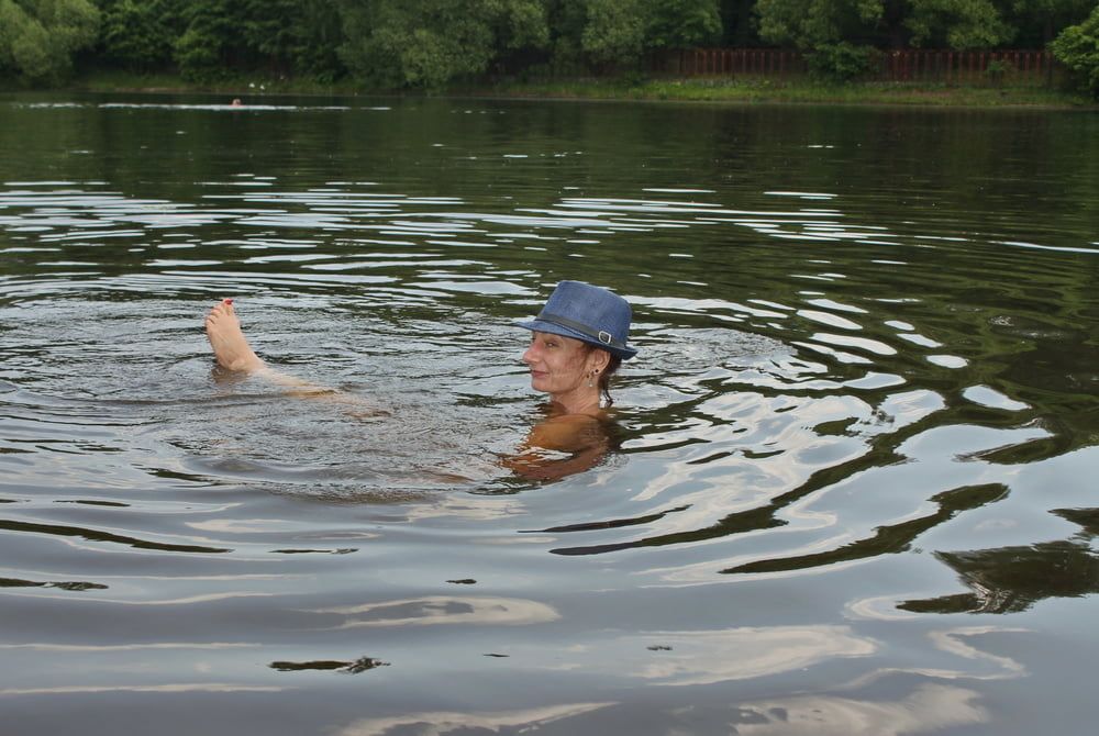 Bathing in Timiryazev-pond #15