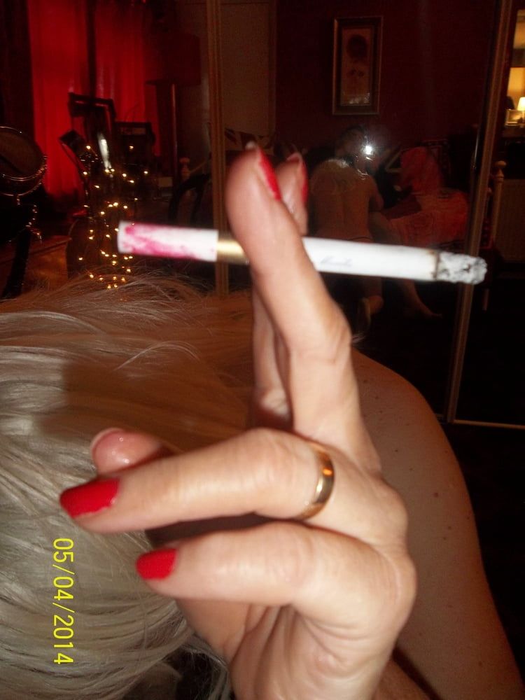 SMOKING WIFE #2
