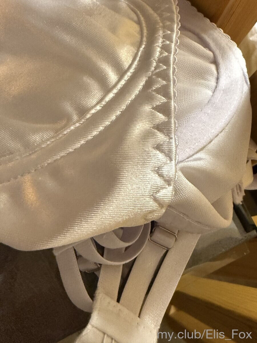 Alice Free Photos #13