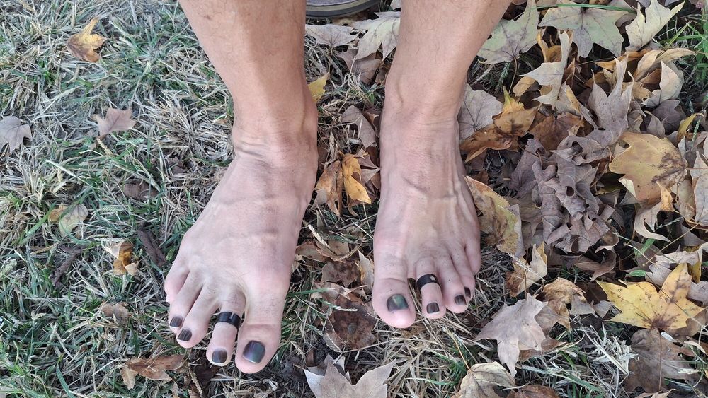 Feet in the leaves #18