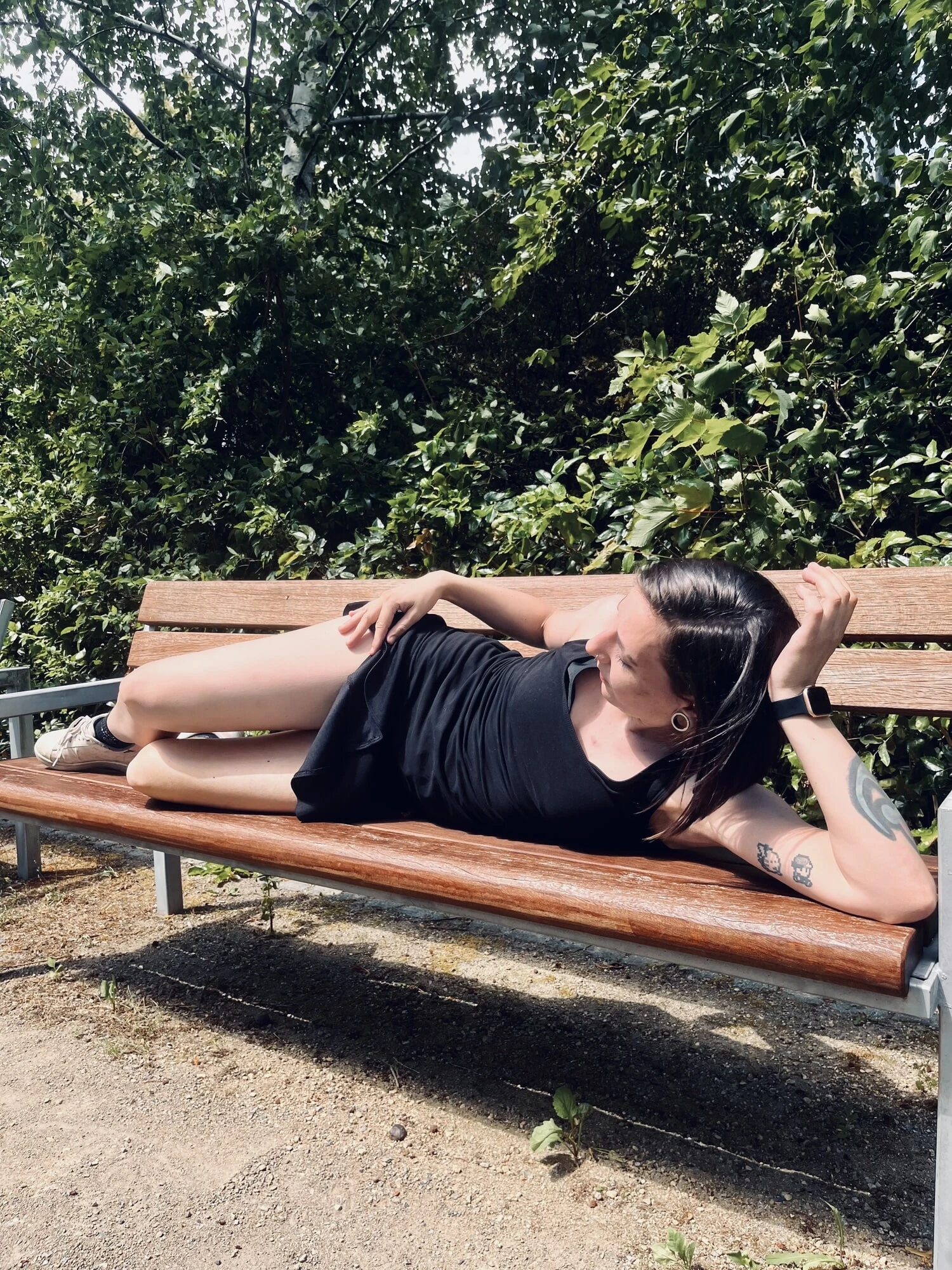 Sexy Pictures of me kissed by the sun in puplic places 