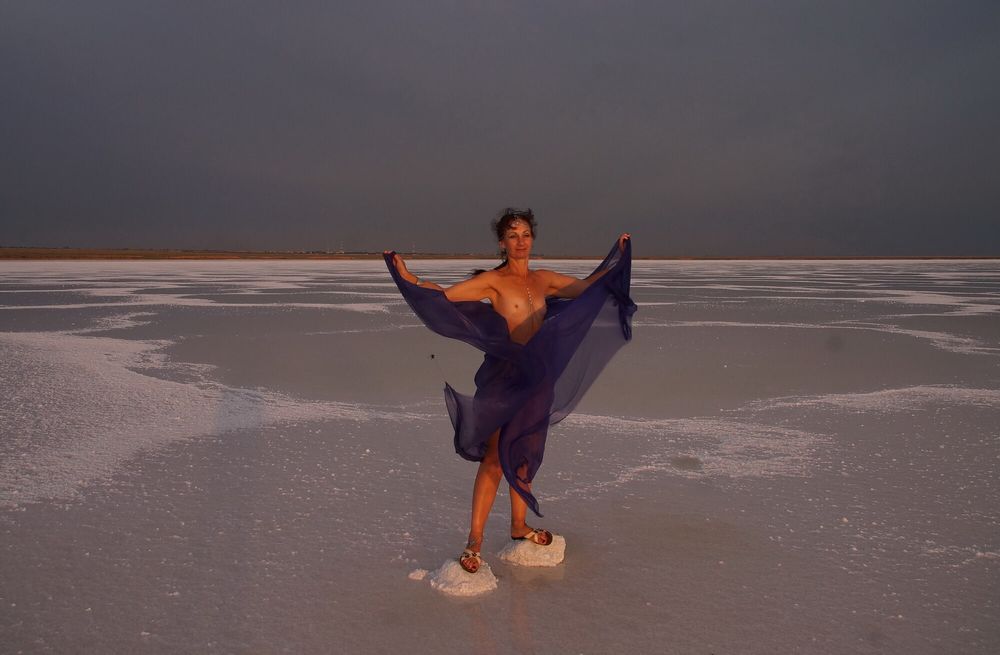 On Sunset-Light with DeepBlue Shawl on Salt- Lake #3