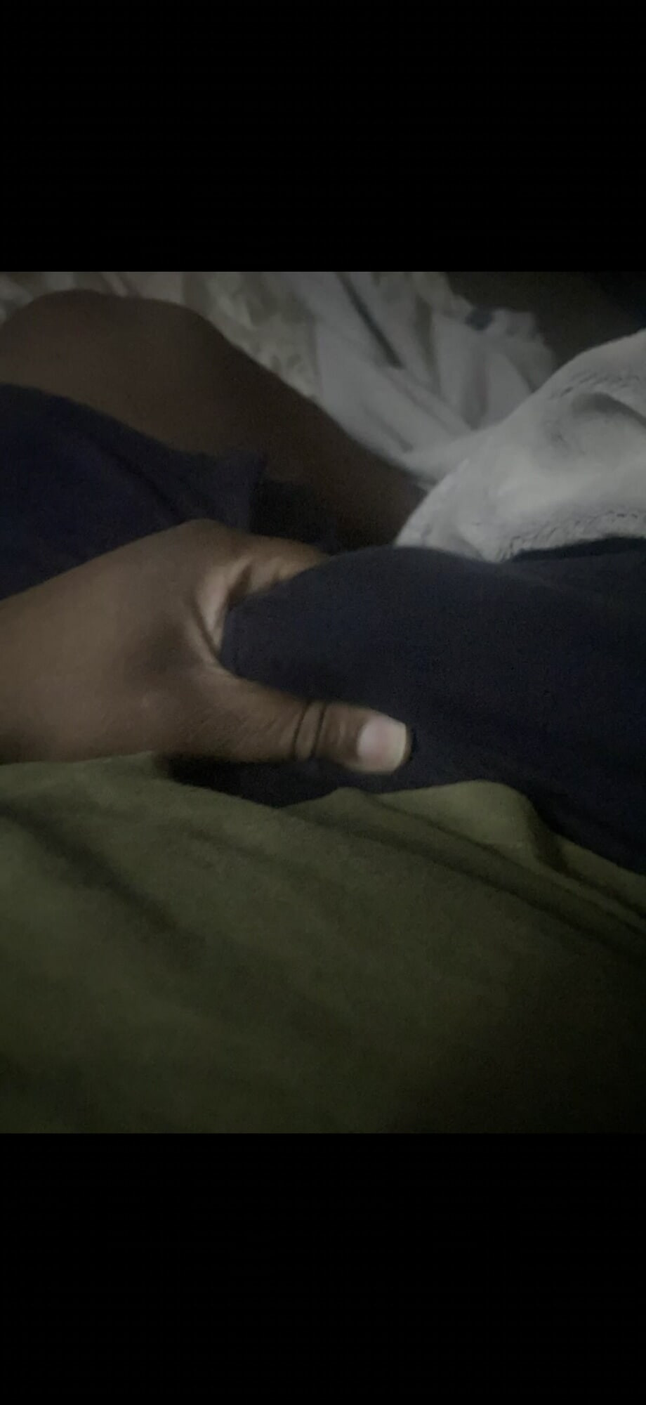 Jer joj se sviđa, evo još nekoliko slika kurca