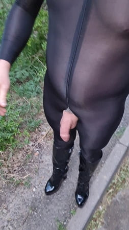 Outdoor sissy