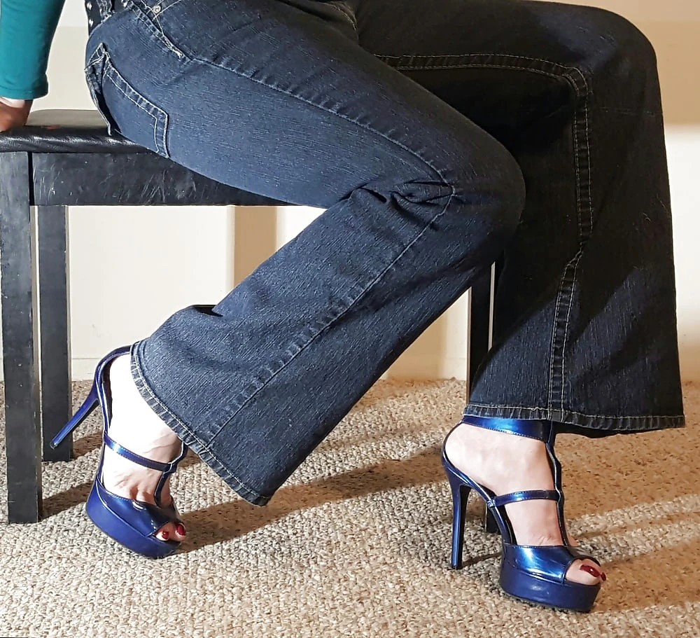 Butt In Hot Tight Jeans Thong and Heels CD #48