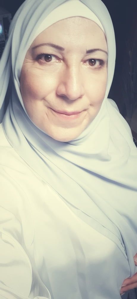 Hijabi #10